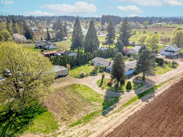 $650,000 | 35350 Southeast Calico Road, Boring, OR 97009