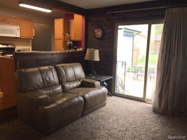 5237 Lethbridge Road Grand Blanc, MI 48439 - Photo 12 of 19 IMG_4832.JPG