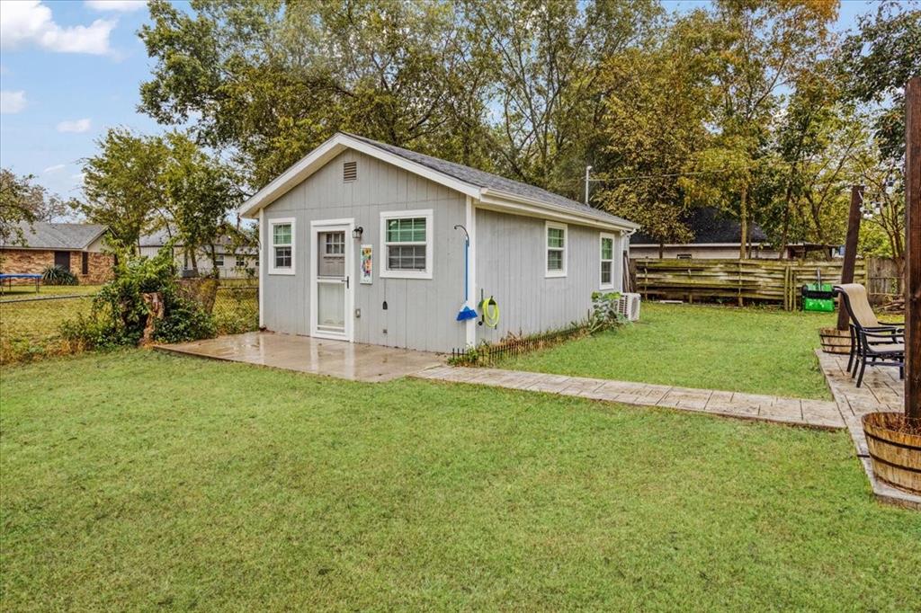 107 South Branch Street Bells, TX 75414 - Photo 26 of 40 Studio Apartment