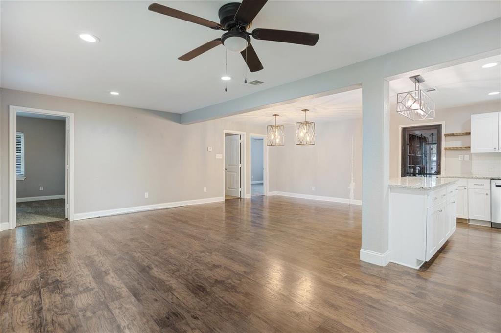 107 South Branch Street Bells, TX 75414 - Photo 5 of 40