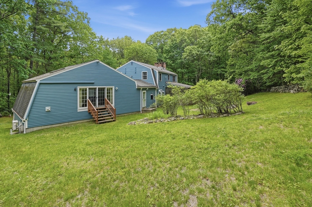 74 High Street Upton, MA 01568 - Photo 38 of 40
