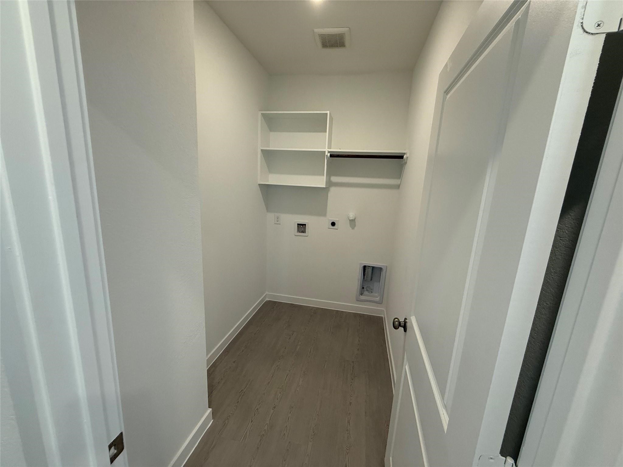 2515 Ruby Copper Drive Rosharon, TX 77583 - Photo 9 of 27 Pictures are representative of floor plan - not actual home