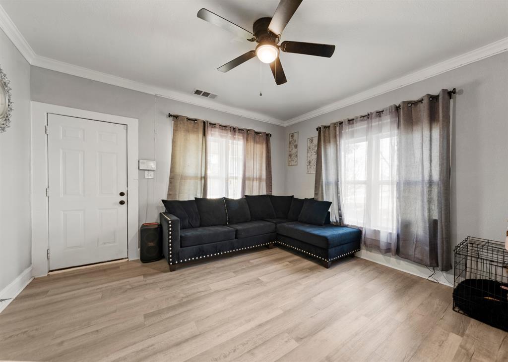 205 Dallas Street Waco, TX 76704 - Photo 3 of 18