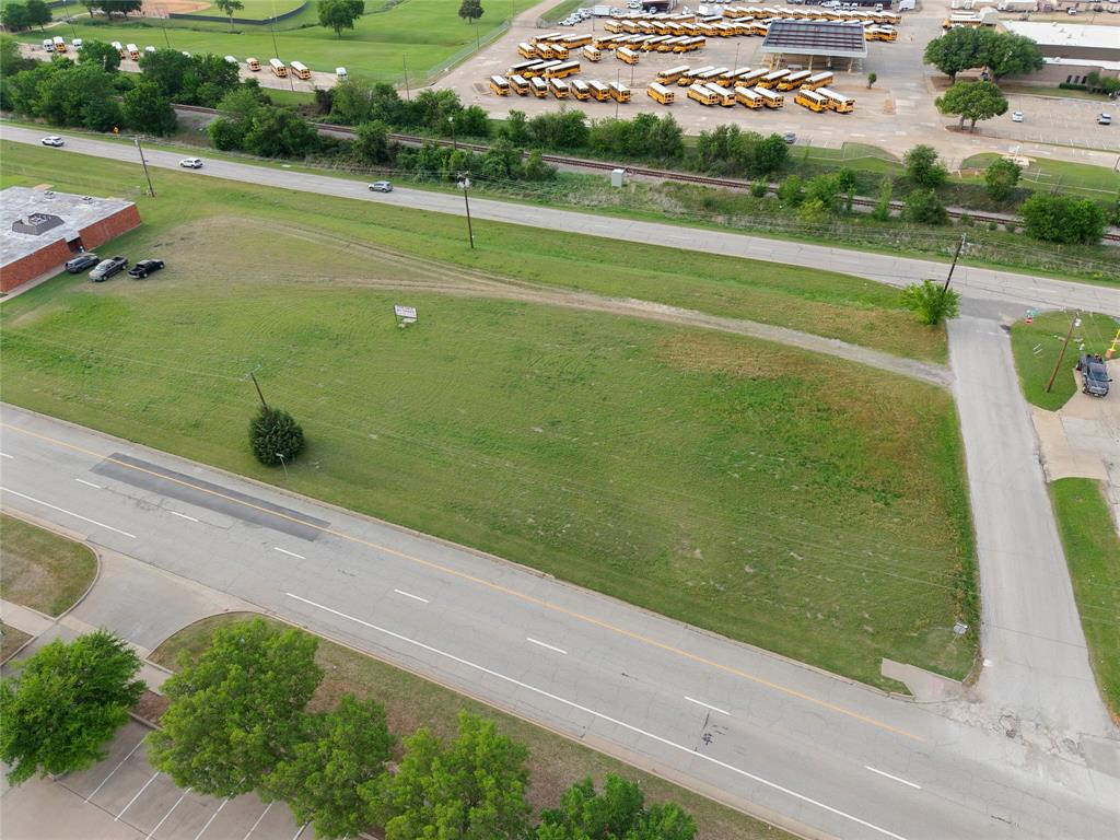 1607 East Scyene Road Mesquite, TX 75149 - Photo 5 of 21