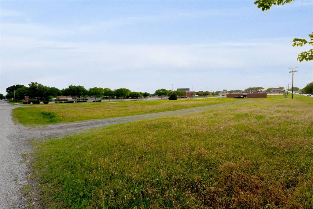 1607 East Scyene Road Mesquite, TX 75149 - Photo 6 of 21