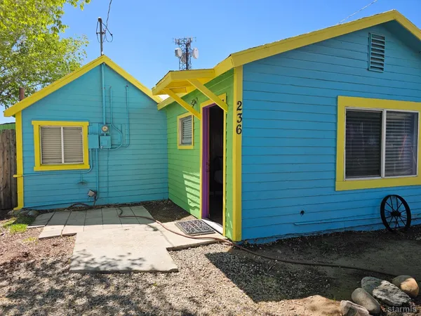 $900,000 | 236 Lagoon Street, Bishop, CA 93514