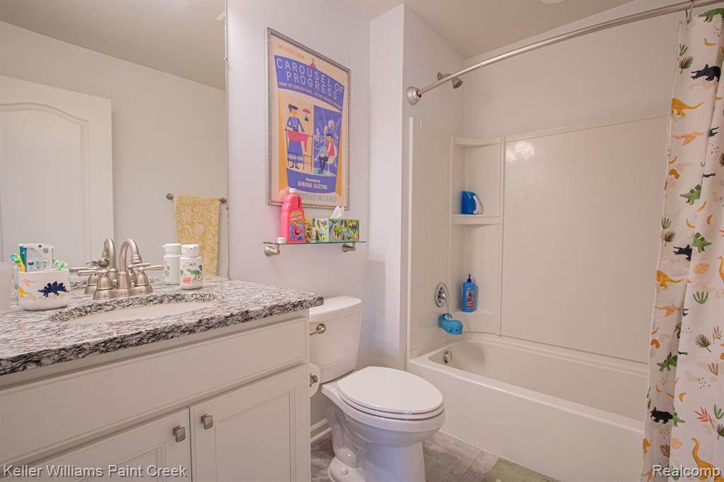 2009 Logan Drive Rochester Hills, MI 48309 - Photo 30 of 53