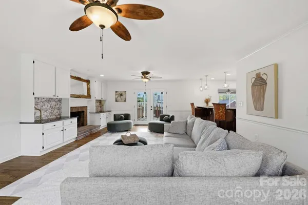$719,000 | 3811 Pinecrest Drive Northeast, Hickory, NC 28601