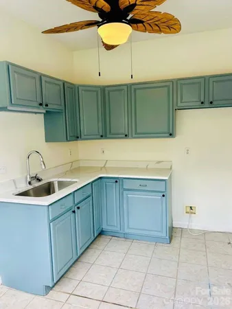$719,000 | 3811 Pinecrest Drive Northeast, Hickory, NC 28601