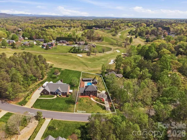$719,000 | 3811 Pinecrest Drive Northeast, Hickory, NC 28601