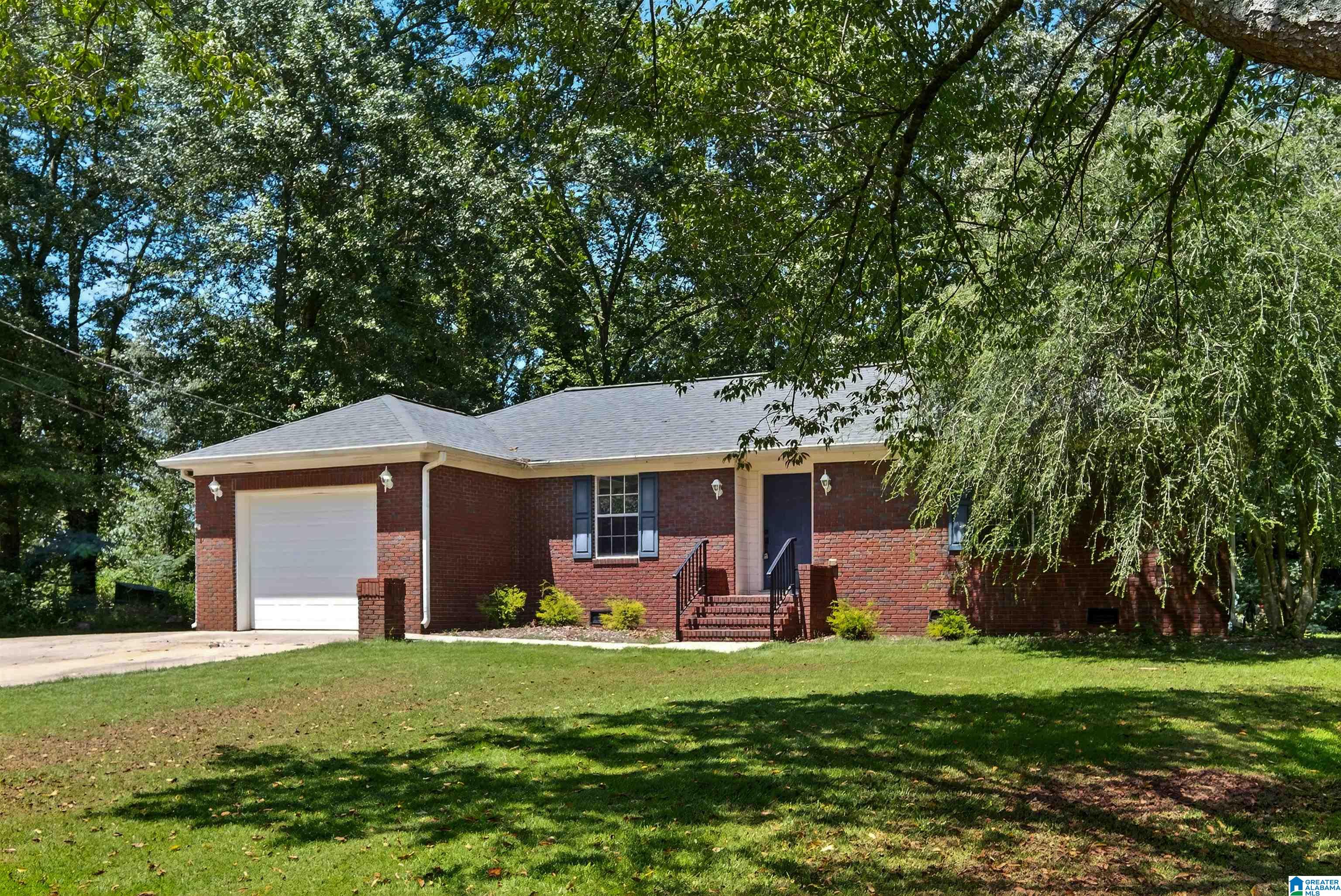 1260 Sugar Ridge Road Morris, AL 35116 - Photo 3 of 31