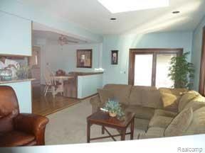 20463 Coachwood Road Riverview, MI 48193 - Photo 21 of 44 4.jpg