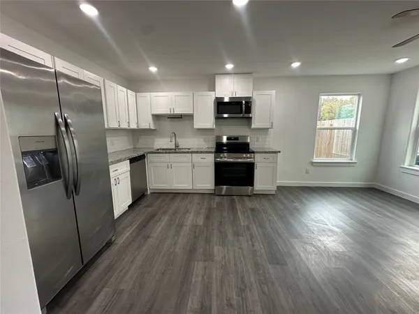 $1,625 | 7804 Crestview Drive, Unit B, Houston, TX 77028