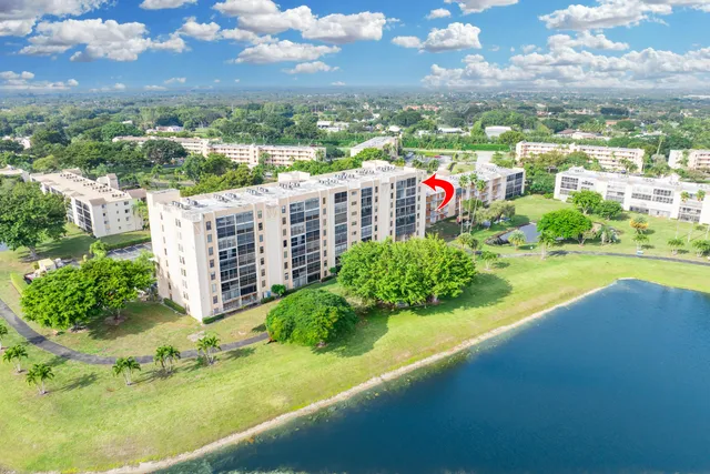 a view of a garden with houses