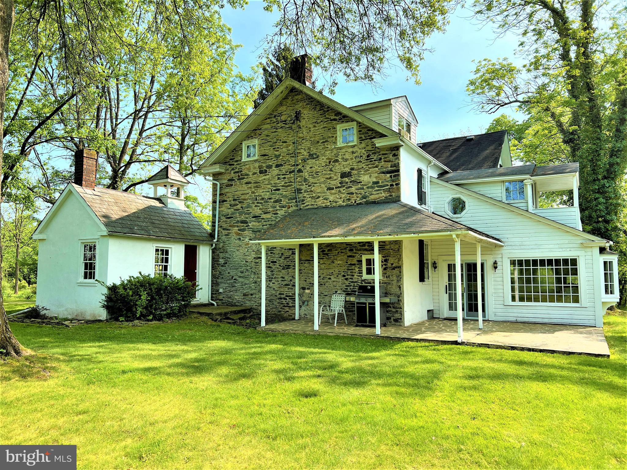 1037 Elephant Road Perkasie, PA 18944 - Photo 4 of 82