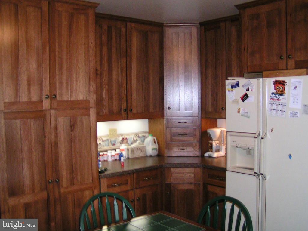 160 Tulane Terrace Lancaster, PA 17603 - Photo 4 of 23