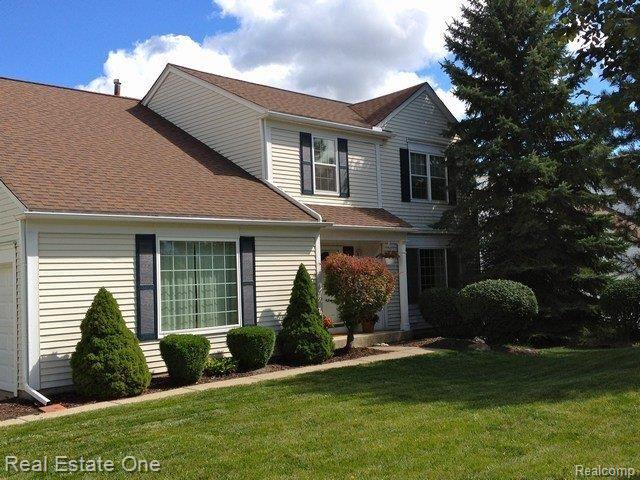 1692 Ridgecrest Rochester, MI 48306 - Photo 2 of 23 Exterior1.JPG