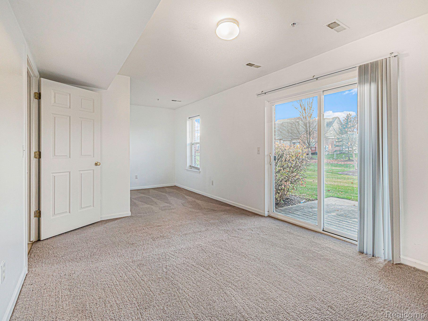 526 Cherry Orchard Road Canton, MI 48188 - Photo 6 of 26 Gallery Image 6