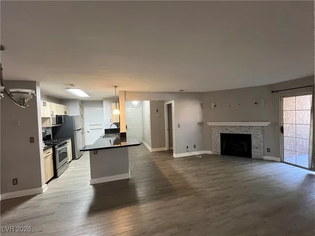 $1,700 | 2200 South Fort Apache Road, Unit 1113, Las Vegas, NV 89117