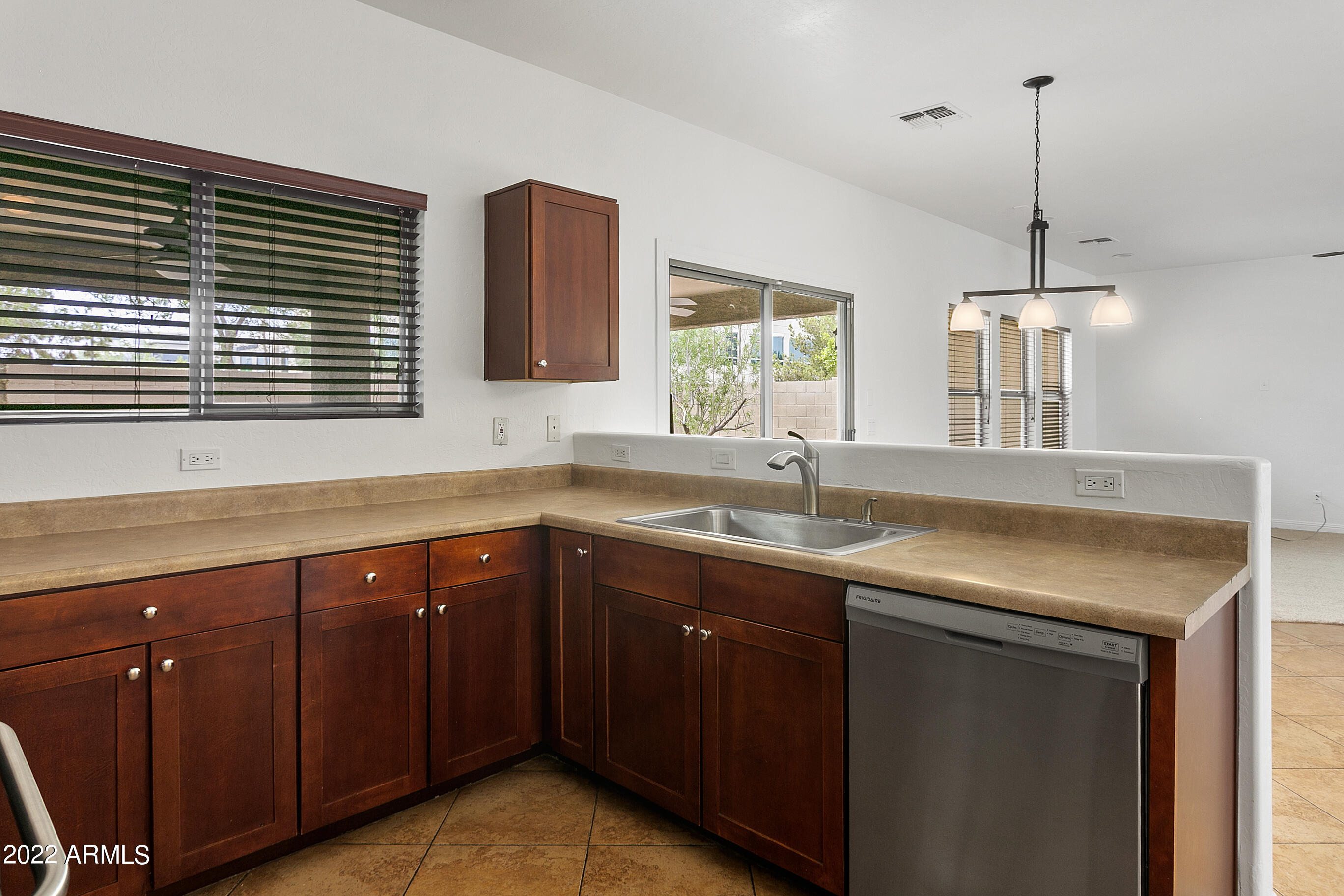 9565 West Monte Vista Road Phoenix, AZ 85037 - Photo 6 of 21 9565WMonteVista0011