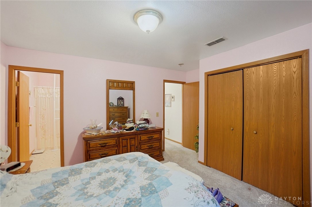 5564 Ridgewood Road East Springfield, OH 45503 - Photo 14 of 30 Gallery Image 14
