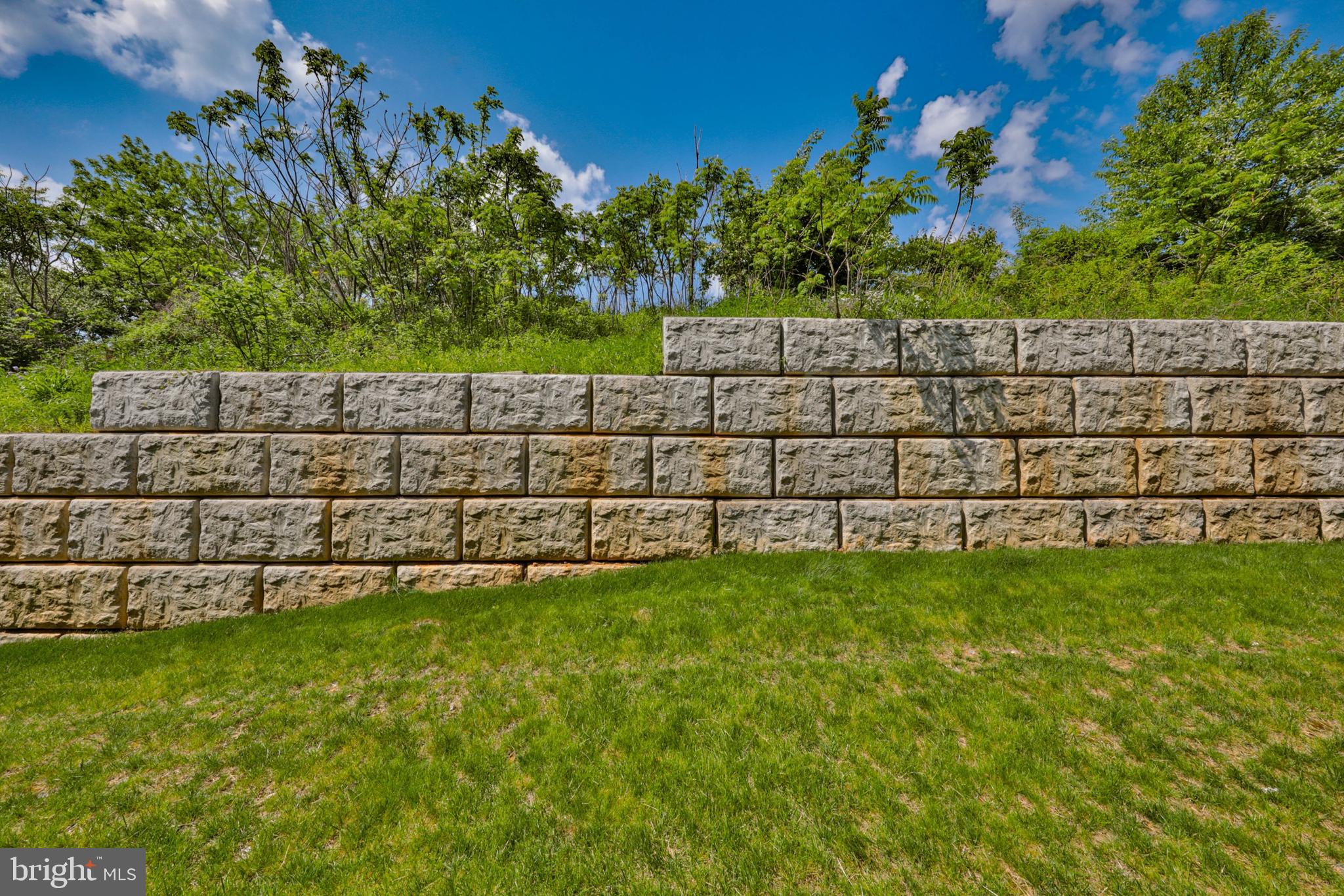 2278 Rising Hill Road Whitehall, PA 18052 - Photo 34 of 35 Gallery Image 34