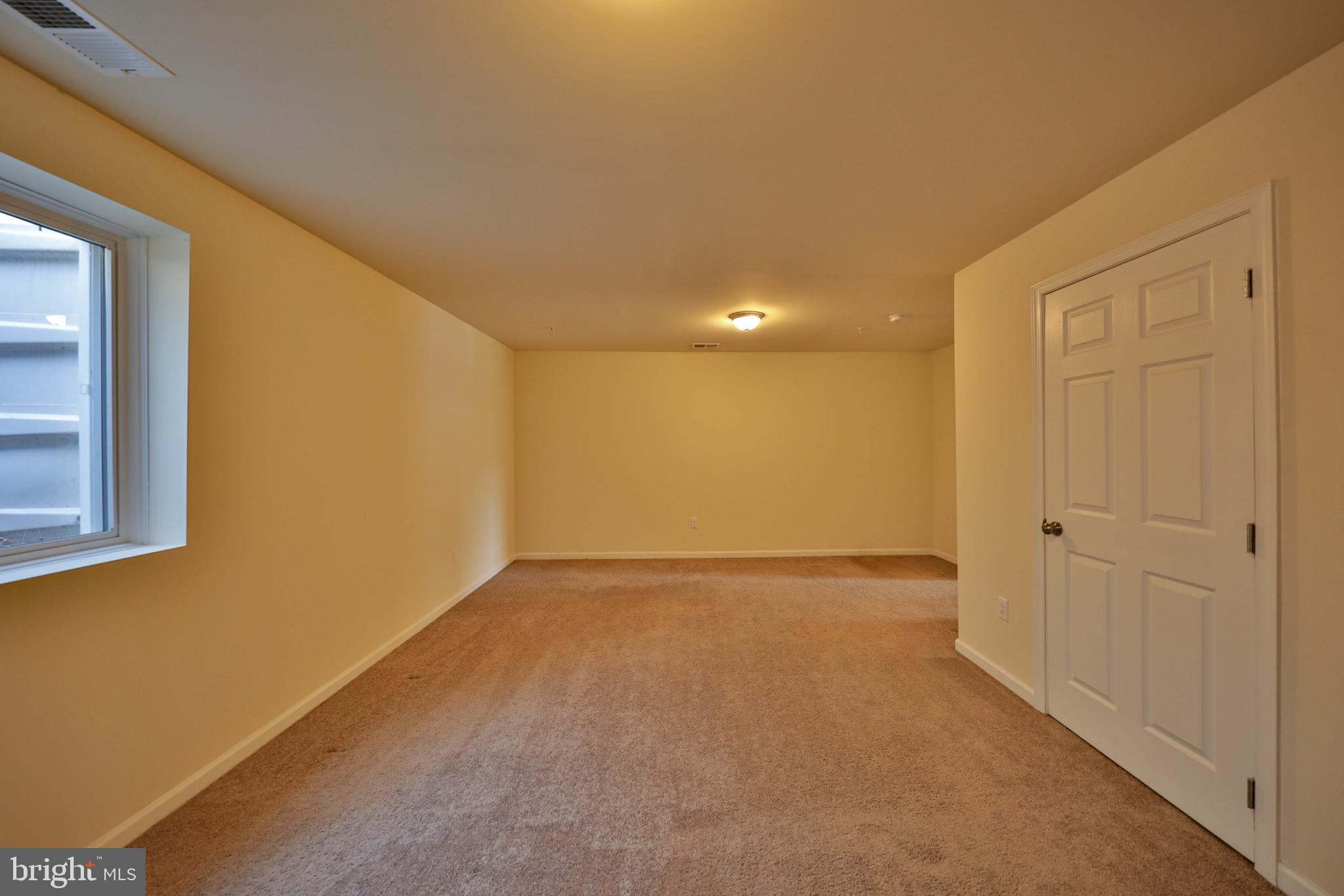 2278 Rising Hill Road Whitehall, PA 18052 - Photo 9 of 35 Gallery Image 9