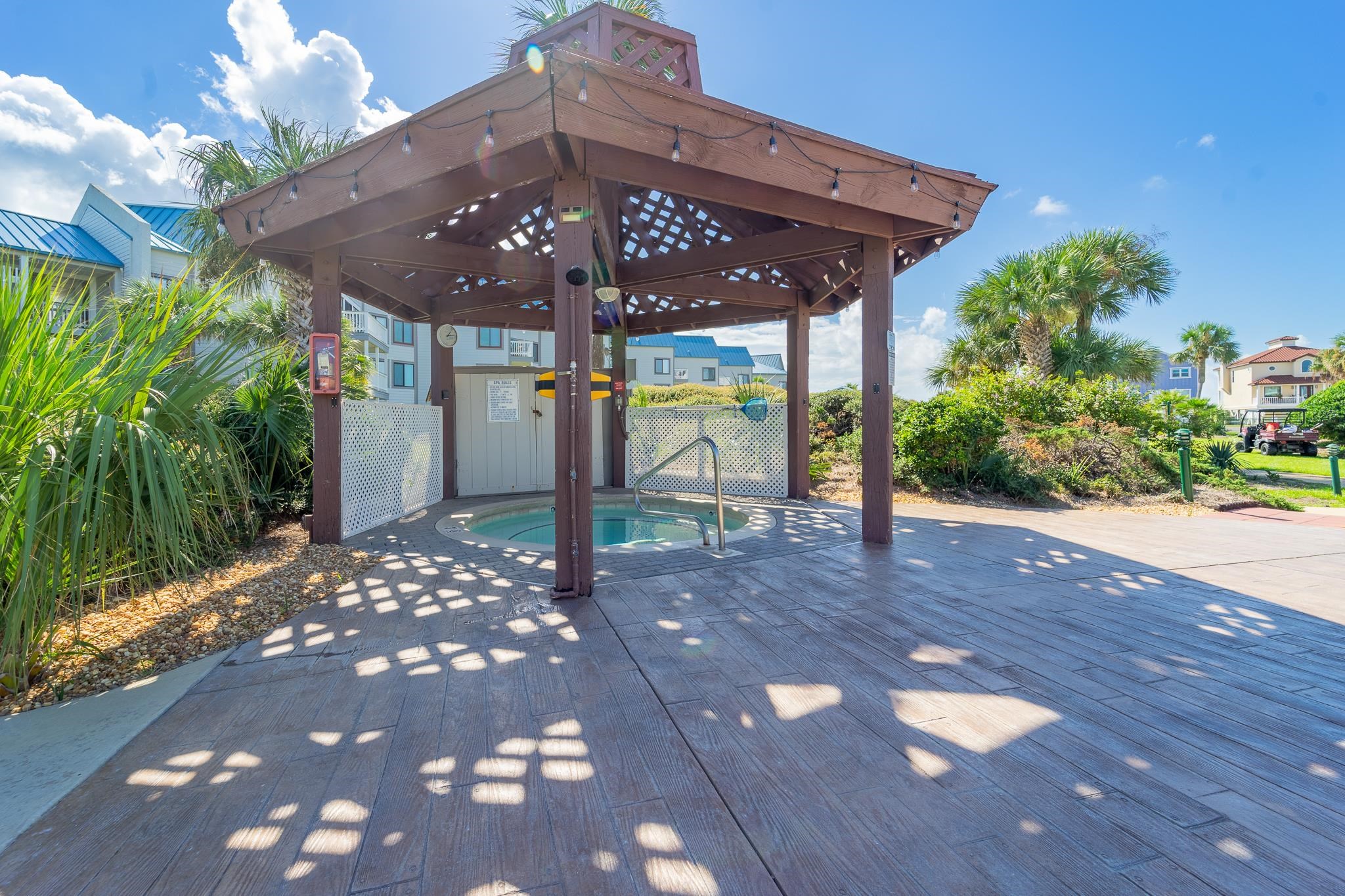 497 Plantation Road, Unit 1243 Gulf Shores, AL 36542 - Photo 13 of 18 Patio