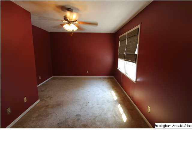 822 Apache Pass Anniston, AL 36206 - Photo 9 of 16
