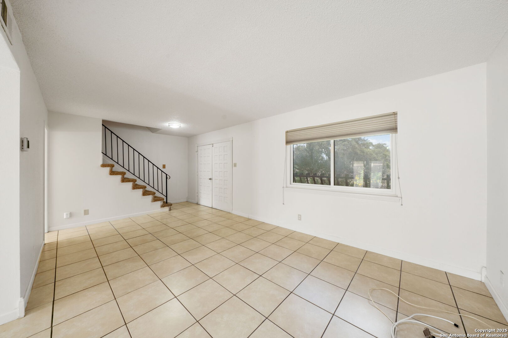 6659 Crown Ridge, Unit 6659 San Antonio, TX 78239 - Photo 12 of 47