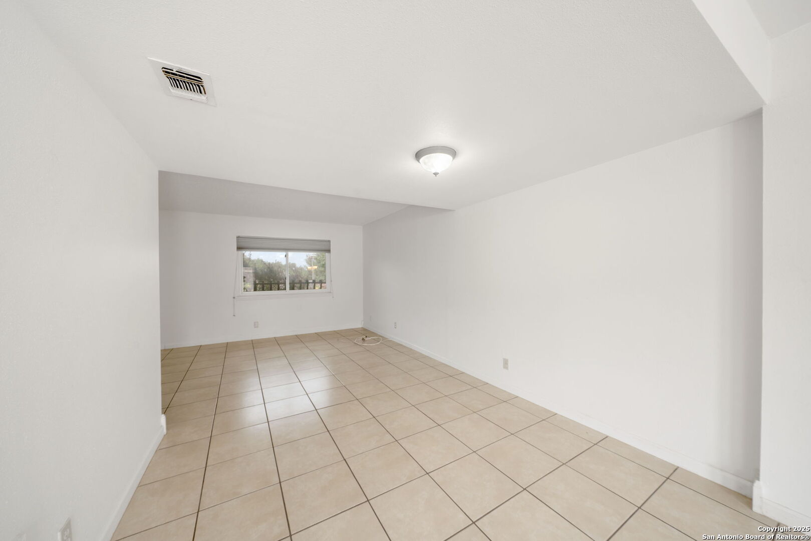 6659 Crown Ridge, Unit 6659 San Antonio, TX 78239 - Photo 7 of 47