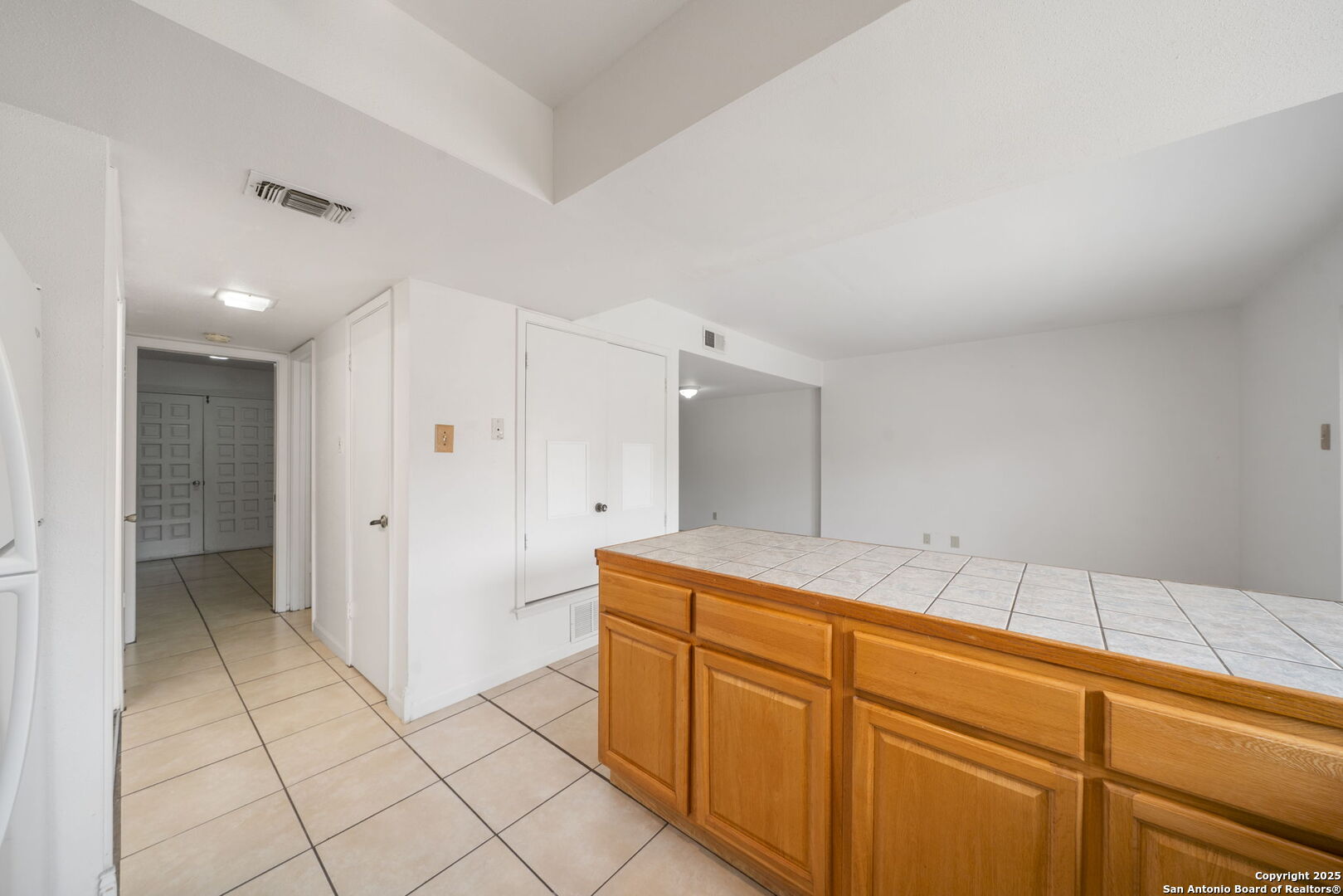 6659 Crown Ridge, Unit 6659 San Antonio, TX 78239 - Photo 10 of 47