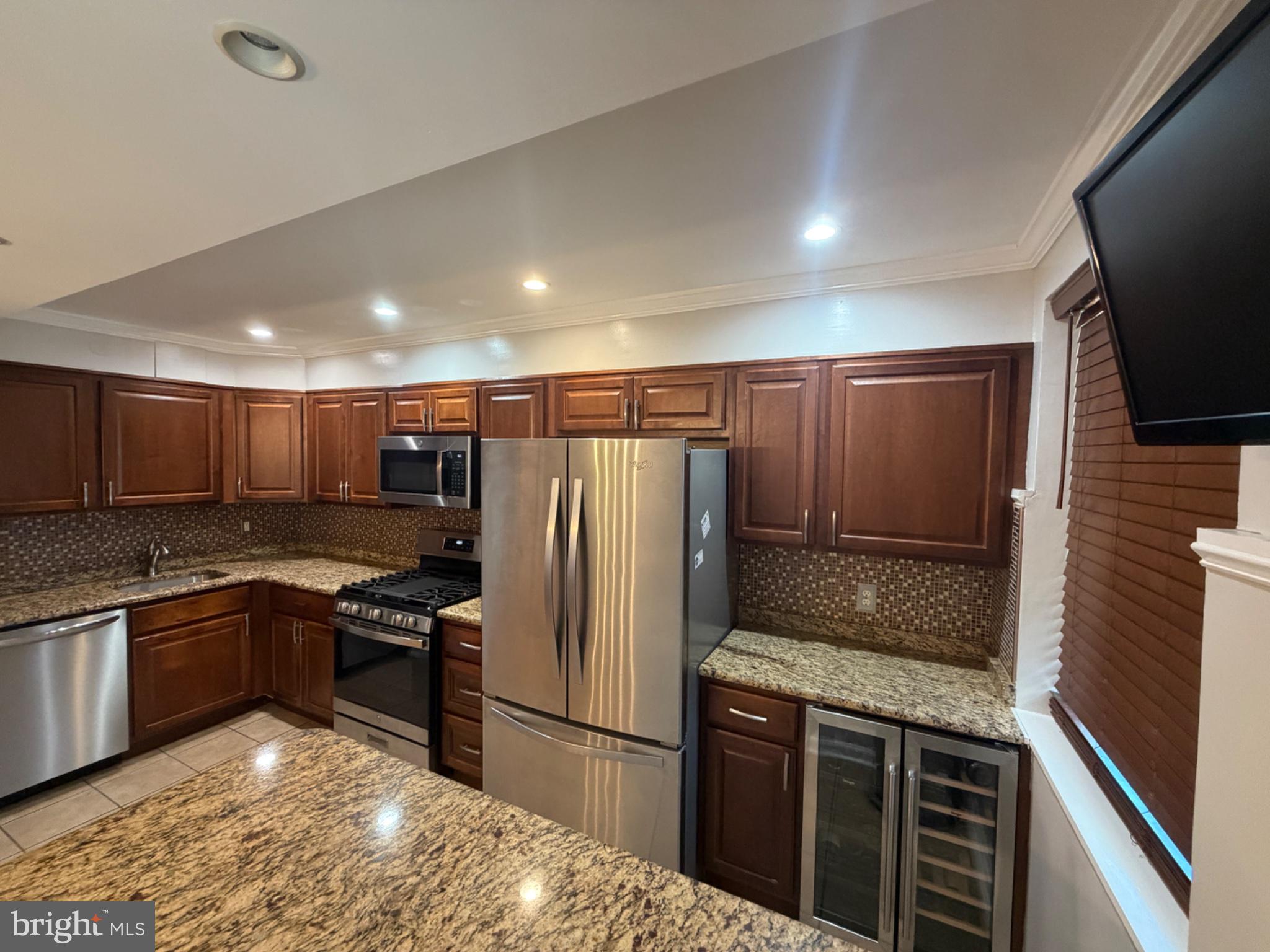 1635 Merribrook Road Philadelphia, PA 19151 - Photo 8 of 30 Gallery Image 8