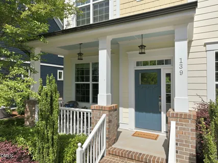 $985,000 | 139 Larkin Lane, Chapel Hill, NC 27516