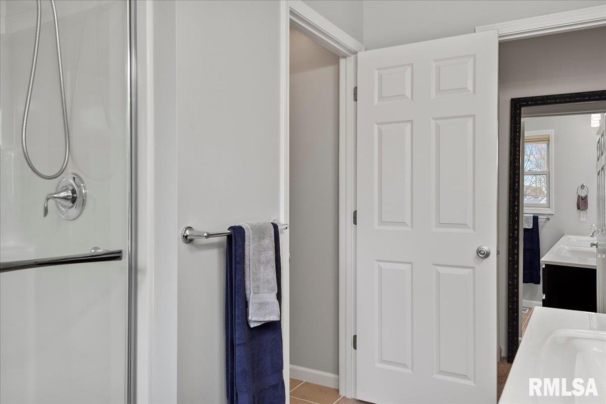 809 Cherokee Drive Springfield, IL 62711 - Photo 25 of 48