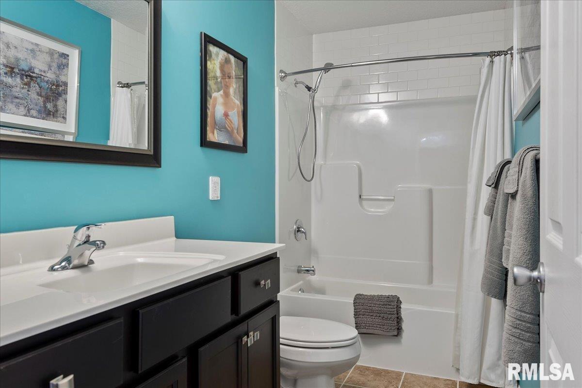 809 Cherokee Drive Springfield, IL 62711 - Photo 28 of 48