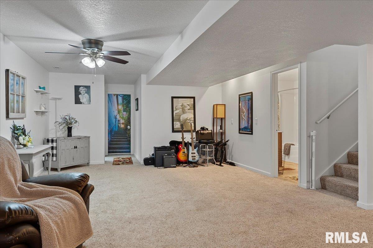 809 Cherokee Drive Springfield, IL 62711 - Photo 35 of 48