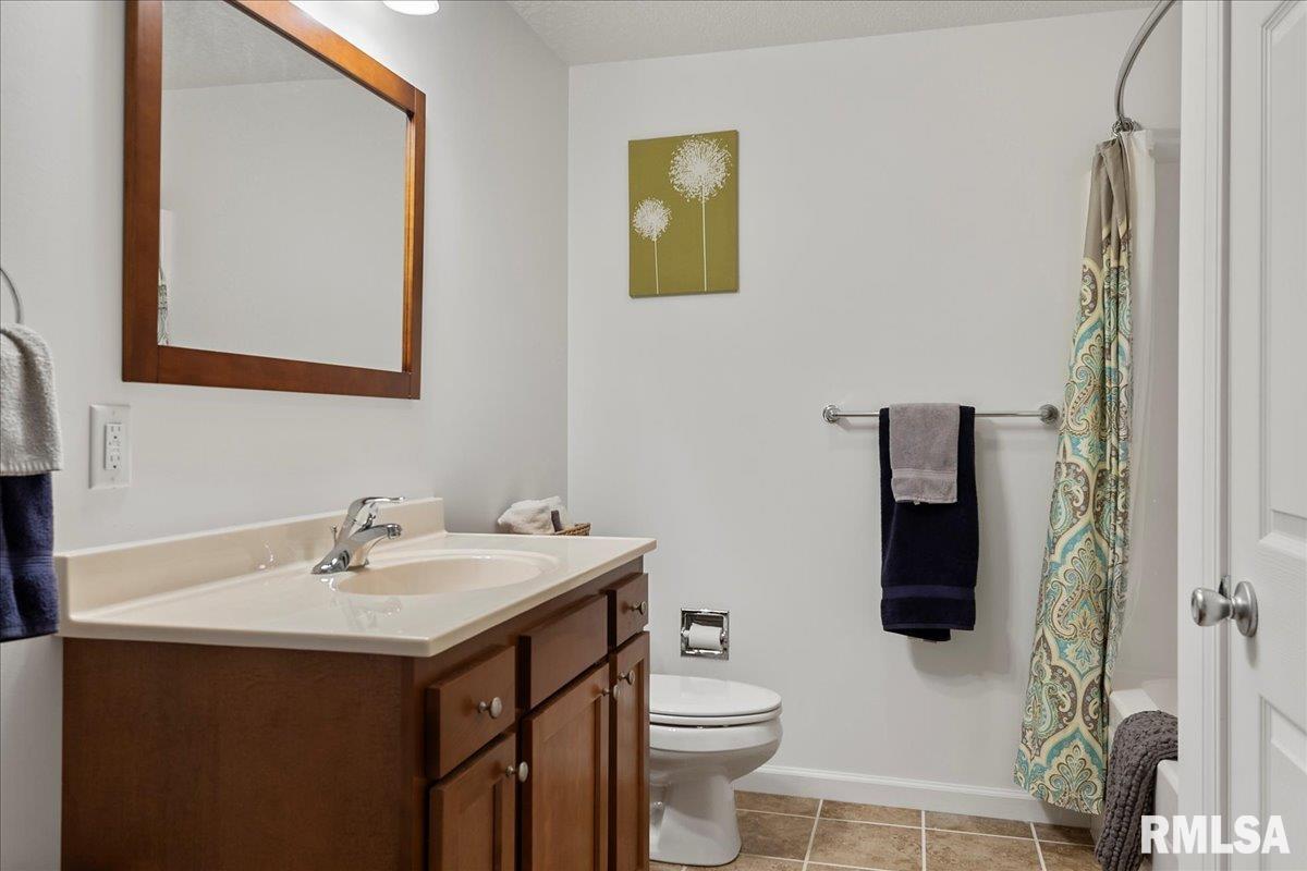 809 Cherokee Drive Springfield, IL 62711 - Photo 40 of 48