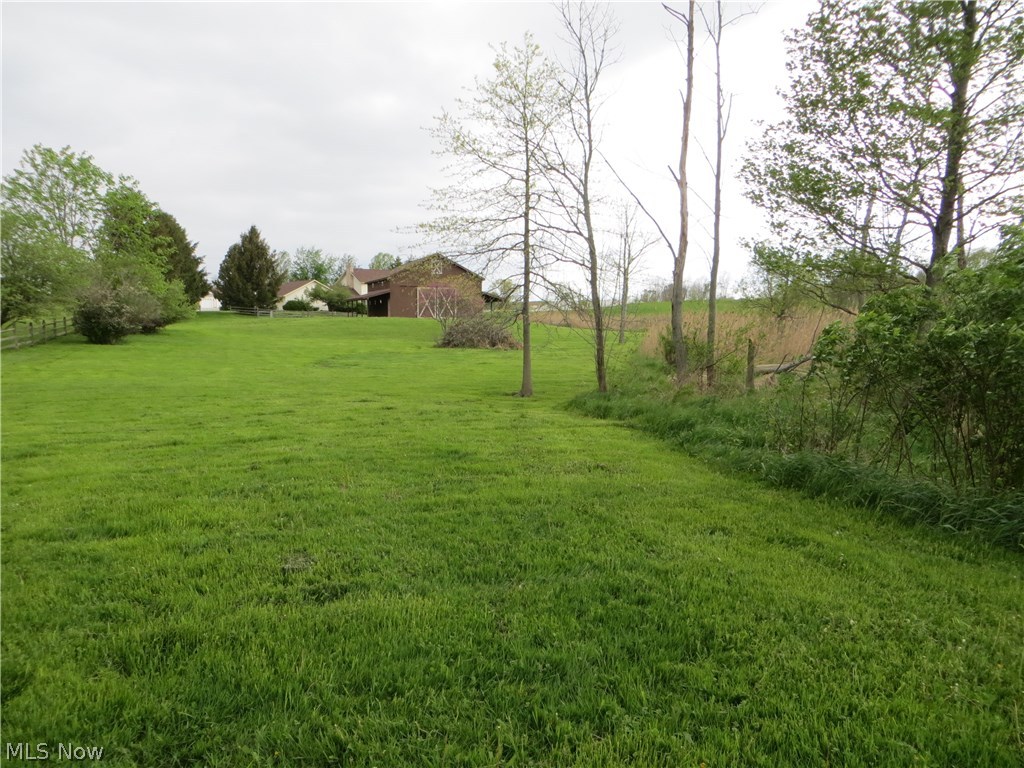 7534 Hudson Road Kent, OH 44240 - Photo 24 of 33