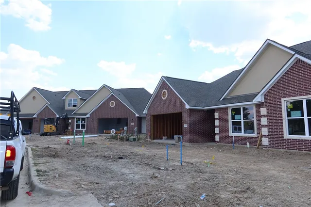 $392,900 | 2010 Reagan Court, Bryan, TX 77802