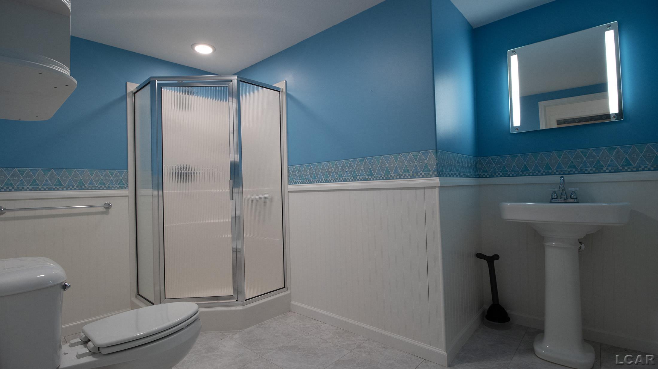 1645 Rivers Edge Court Adrian, MI 49221 - Photo 25 of 43 50152397-c8d0be02-410e-418f-8d8e-4e2444346888.JPG