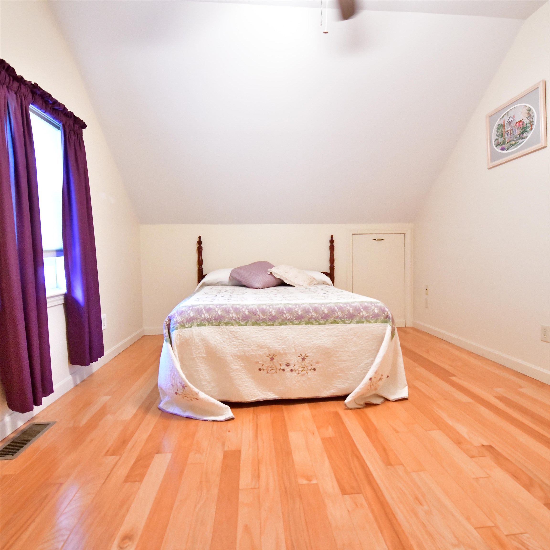 429 Calef Road Manchester, NH 03103 - Photo 6 of 23