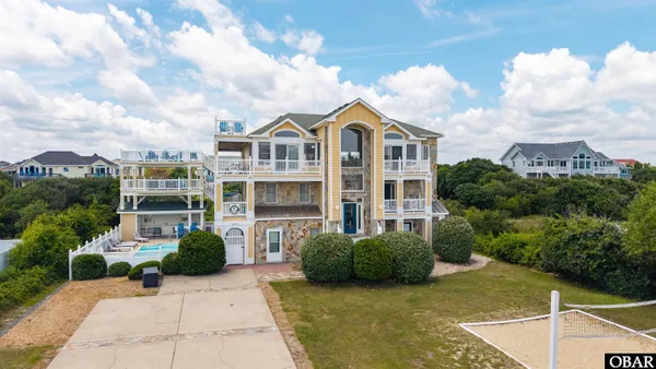 $1,665,000 | 882 Lighthouse Drive, Unit 18, Corolla, NC 27927