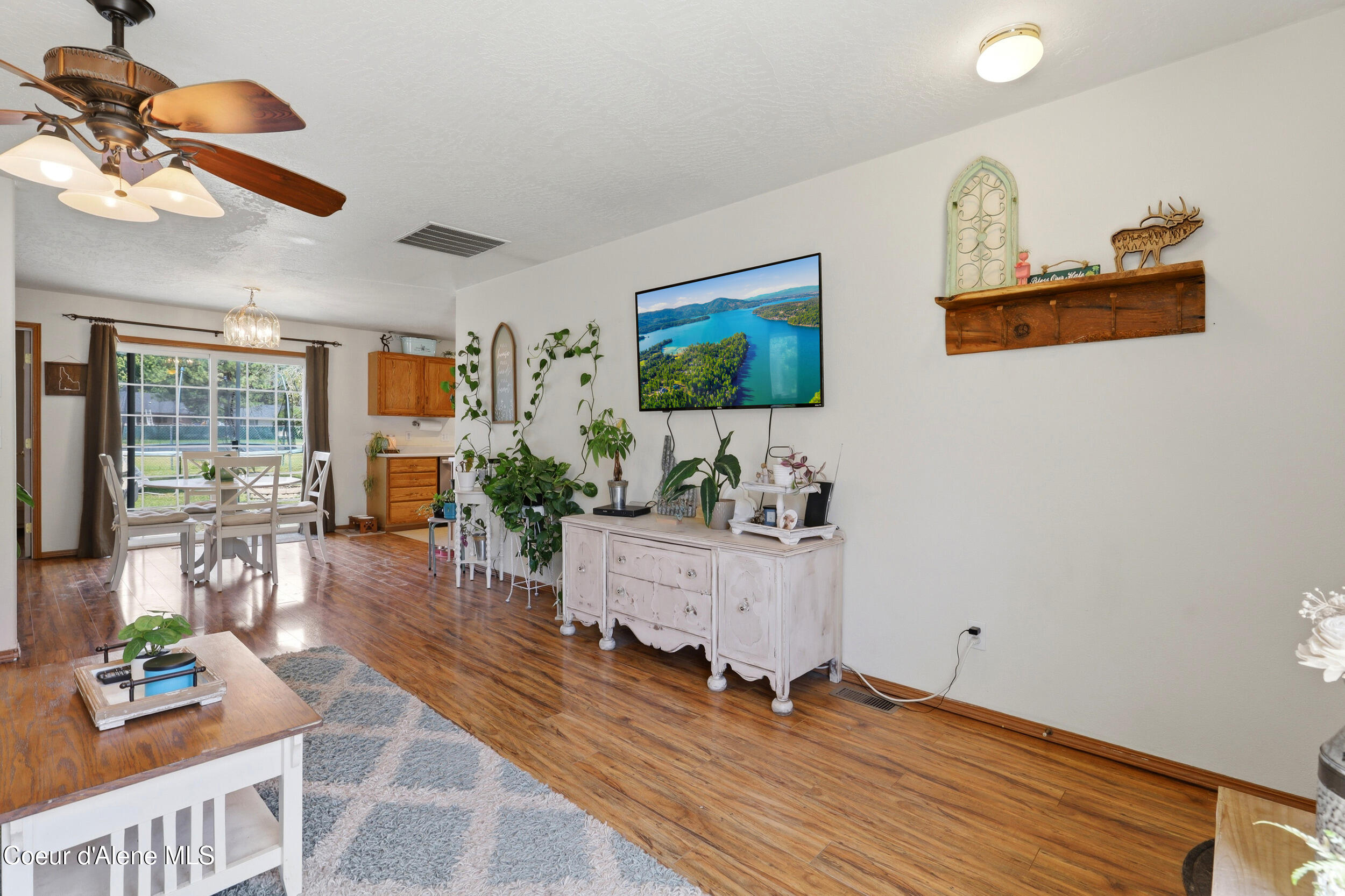 6687 Kamloops Drive Rathdrum, ID 83858 - Photo 8 of 41 Living Area