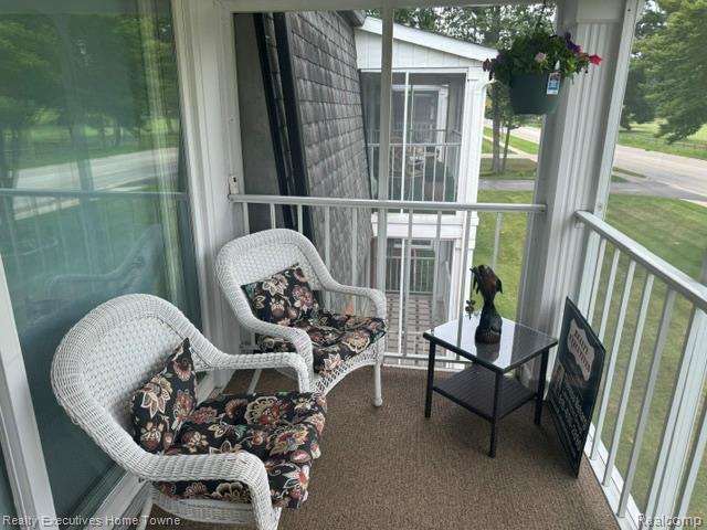 1467 Krafft Road, Unit 8 Port Huron, MI 48060 - Photo 22 of 28 IMG_2908.jpeg