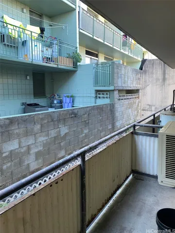 $1,440 | 1209 10th Avenue, Unit 206, Honolulu, HI 96816