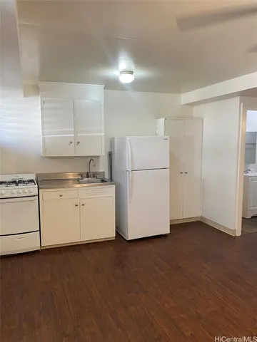 $1,440 | 1209 10th Avenue, Unit 206, Honolulu, HI 96816