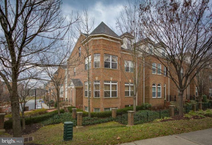 10220 Rutland Round Road, Unit 30 Columbia, MD 21044 - Photo 1 of 30 Exterior (Front)