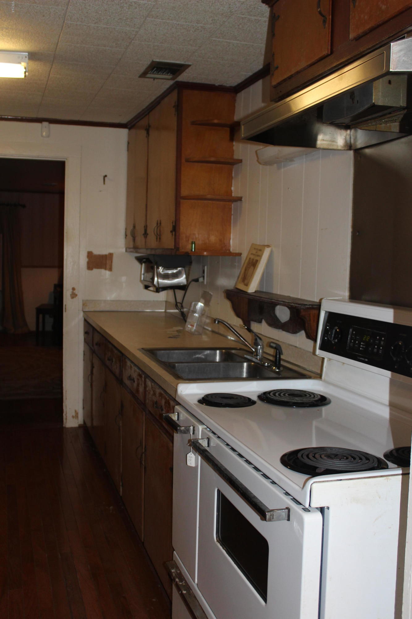4124 Castenera Avenue Moss Point, MS 39563 - Photo 13 of 47 IMG_0045