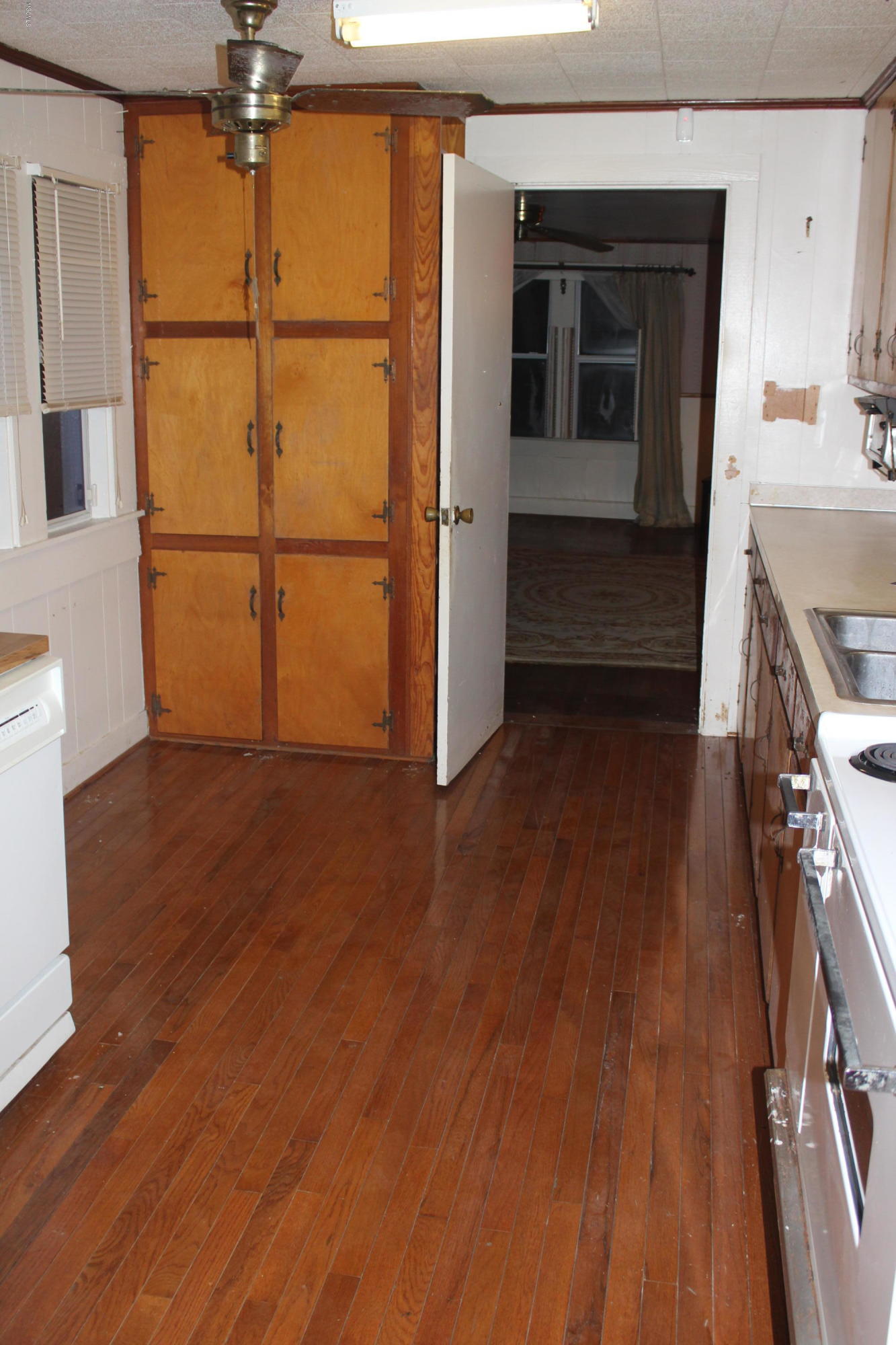 4124 Castenera Avenue Moss Point, MS 39563 - Photo 16 of 47 IMG_0095
